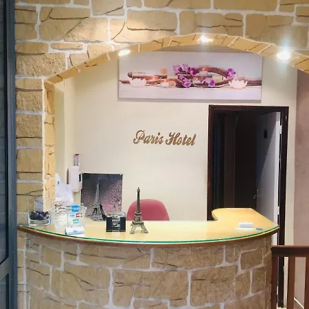 Le Mediterraneen Hotel 3*