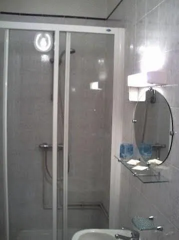 Hotel Le Mediterraneen 3*