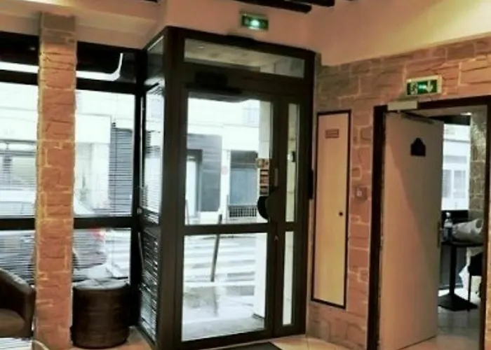 Hotel Le Mediterraneen Paris