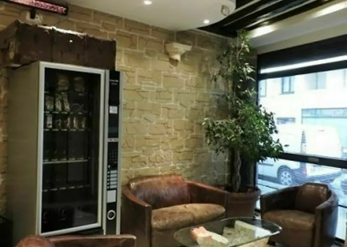 Hotel Le Mediterraneen Paris