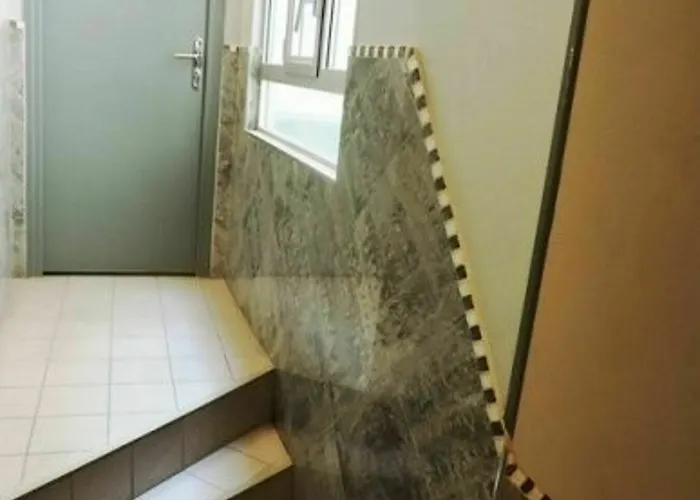 Le Mediterraneen Hotel