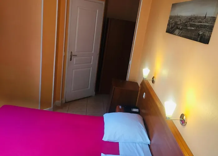 Hotel Le Mediterraneen 3*