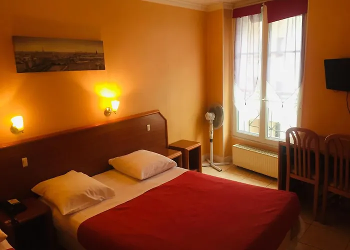 Hotel Le Mediterraneen 3*