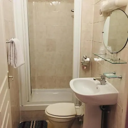 Le Mediterraneen Otel