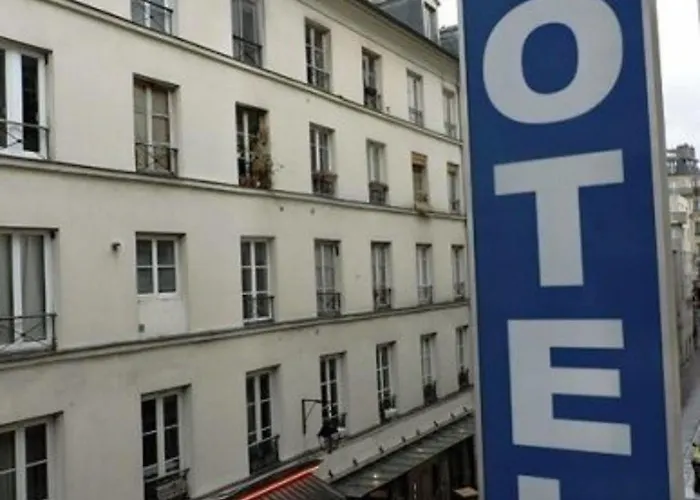 Le Mediterraneen Hotel 3*